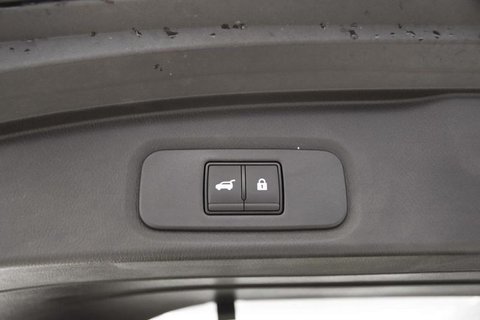 Auto Km0 A Brescia | Nissan Qashqai 1.3 Mhev Tekna 2Wd 140Cv