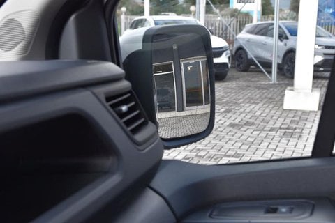 Auto Usate A Bergamo | Renault Trafic Iv Van T27 2.0 Blue Dci 130Cv L1H1 D.cab. - Km0 - Iva Esclu...
