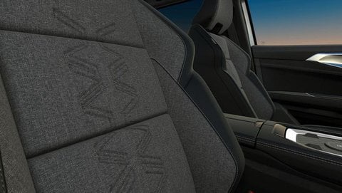 Auto Nuove Pronta Consegna A Brescia | Renault Austral 1.2 Full Hybrid E-Tech Techno 200Cv Auto -...