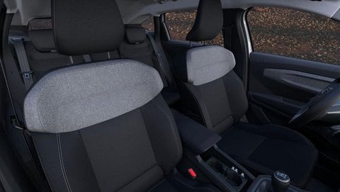 Auto Nuove Pronta Consegna A Brescia | Dacia Striker 1.2 Mild Hybrid-G Expression 140Cv
