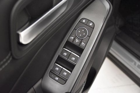 Auto Nuove Pronta Consegna A Brescia | Nissan Qashqai 1.3 Mhev N-Connecta 2Wd 158Cv Xtronic