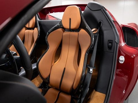 Auto Usate A Brescia | Ferrari 296 Gts 3.0 -Carbonio-Rosso Mugello-Sollevatore