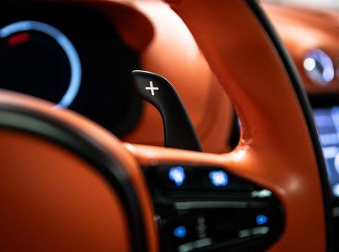 Auto Usate A Brescia | Aston Martin Dbx - Iva Esposta