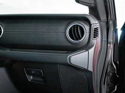 Auto Usate A Brescia | Jeep Wrangler Unlimited 2.2 Mjt Ii Sahara