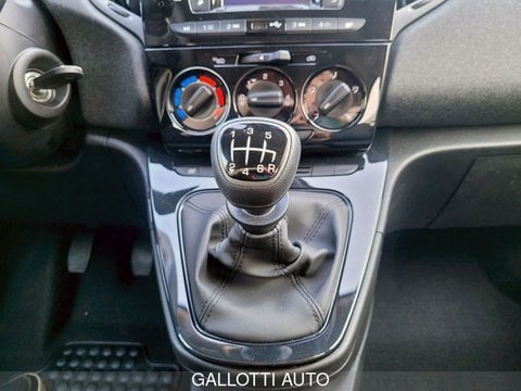 Auto Lancia Ypsilon 1.0 Hybrid Silver-No Obbligo Fin. Km0 A Varese