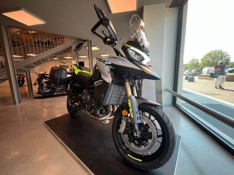 Benelli TRK 902 TRK 902 STRADALE