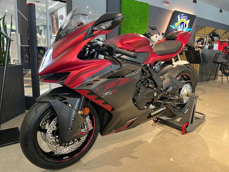 MV Agusta F3 800 800 RR – 4 anni garanzia