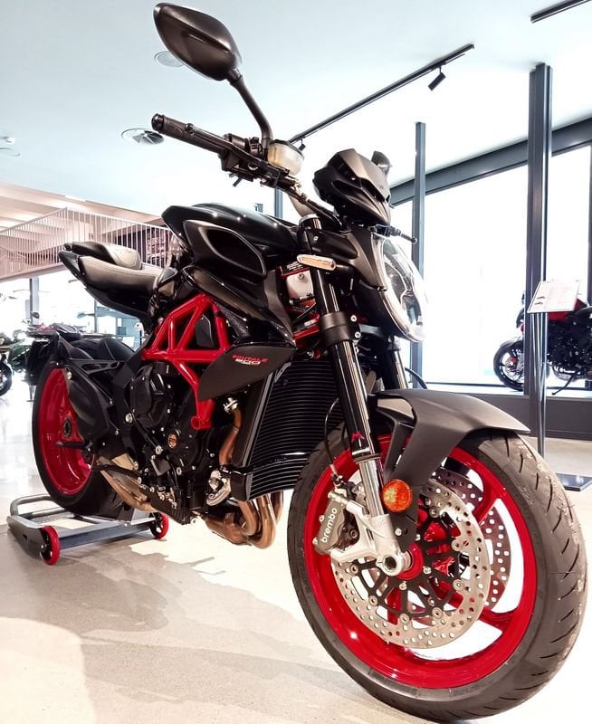 MV Agusta Brutale 800 NUOVA Brutale 800 My26 – 5 anni garanzia