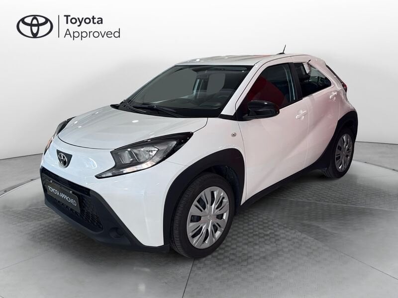 Toyota Aygo X Aygo X 1.0 VVT-i 72 CV 5 porte Active  usato a Moncalieri