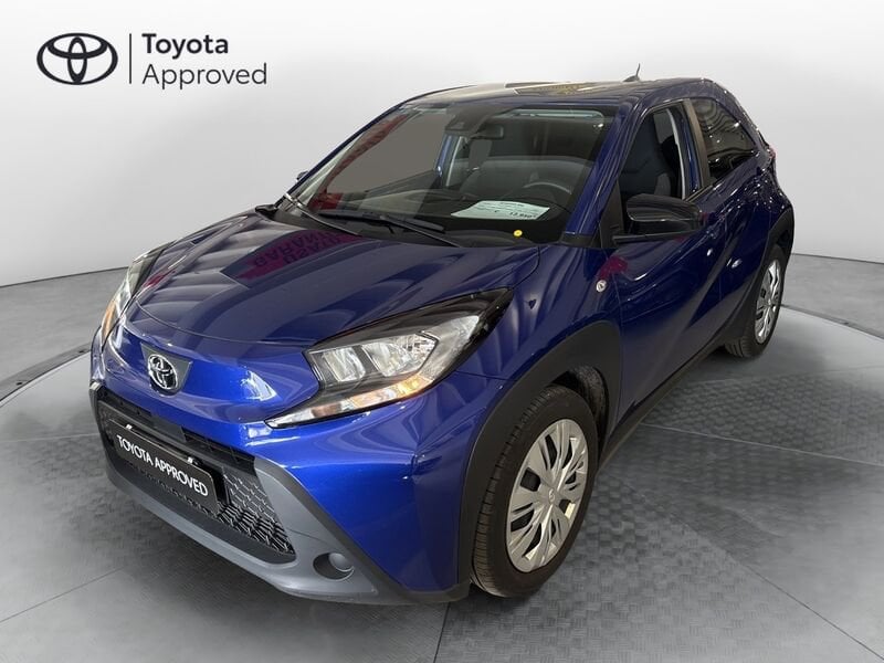 Toyota Aygo X Aygo X 1.0 VVT-i 72 CV 5 porte Active  usato a Torino