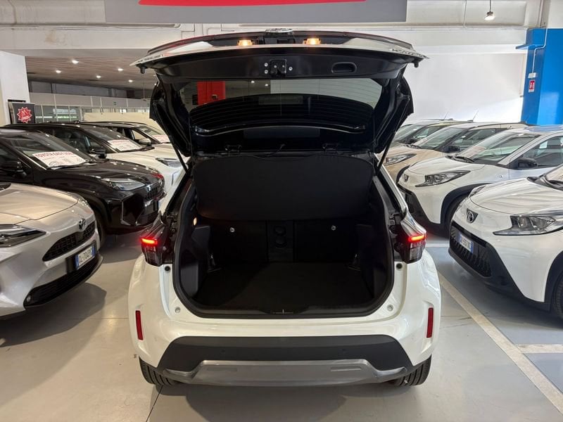Toyota Yaris Cross 1.5H (116 CV) E-CVT Adventure usato a Torino
