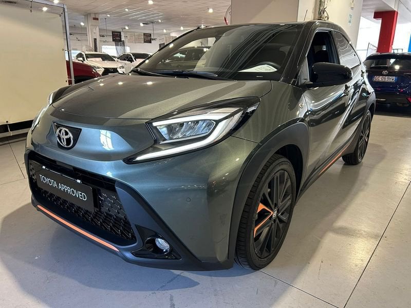 Toyota Aygo X 1.0B (72 CV) Limited S-CVT benzina usato a Torino