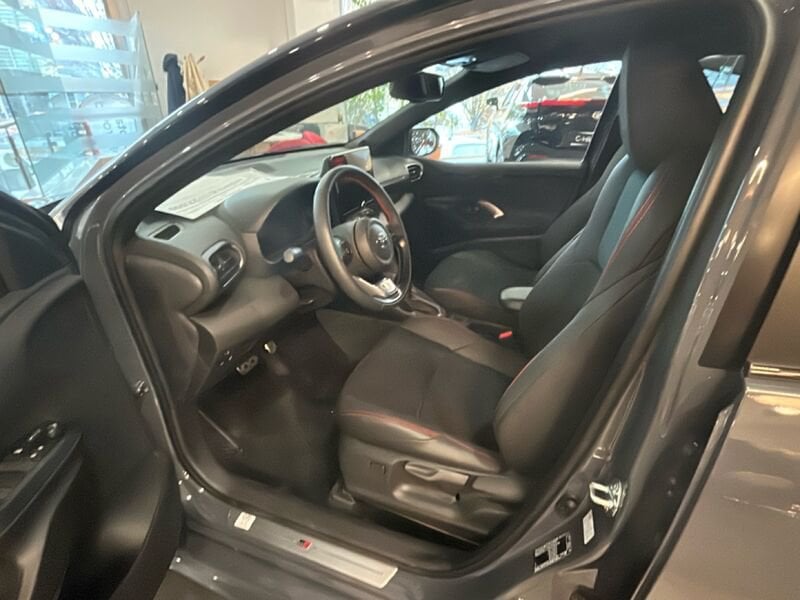 Toyota Yaris Yaris 1.5 130 Hybrid 5 porte GR Sport km0 a Torino