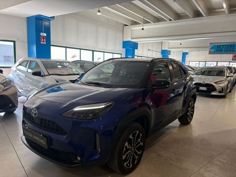 Toyota Yaris Cross 1.5H (116 CV) E-CVT Trend AWD-i  usato a Torino