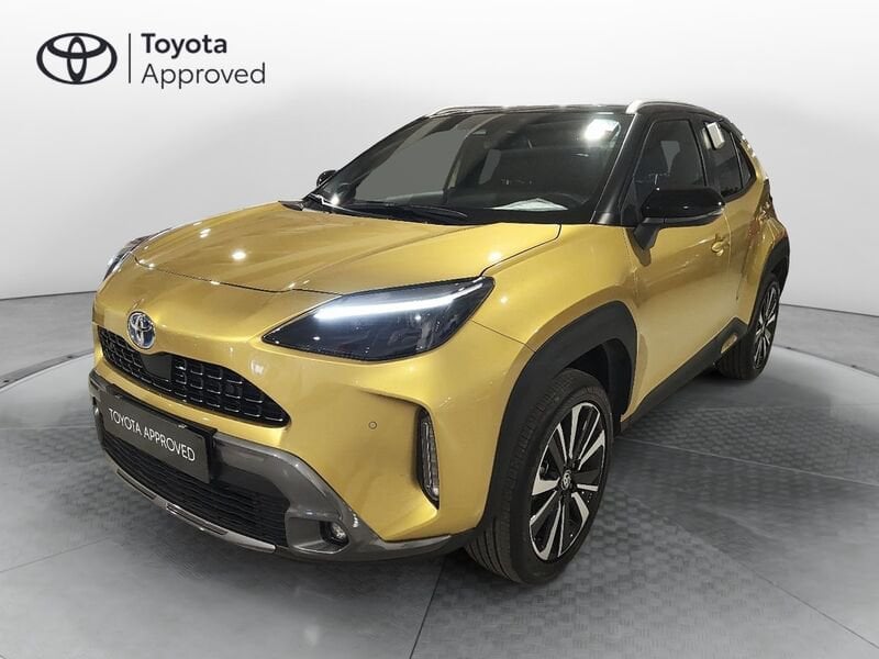 Toyota Yaris Cross 1.5 Hybrid 5p. E-CVT AWD-i Premiere  usato a Torino