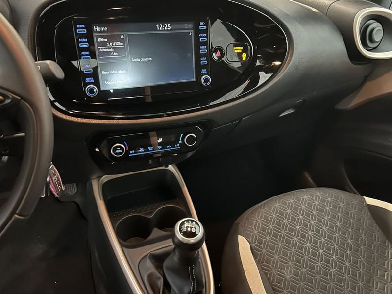 Toyota Aygo X 1.0B (72 CV) Trend benzina usato a Torino