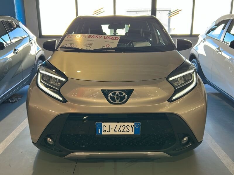 Toyota Aygo X 1.0B (72 CV) Lounge benzina usato a Torino