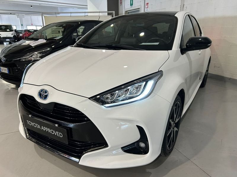 Toyota Yaris Hybrid Lounge MY21  usato a Torino