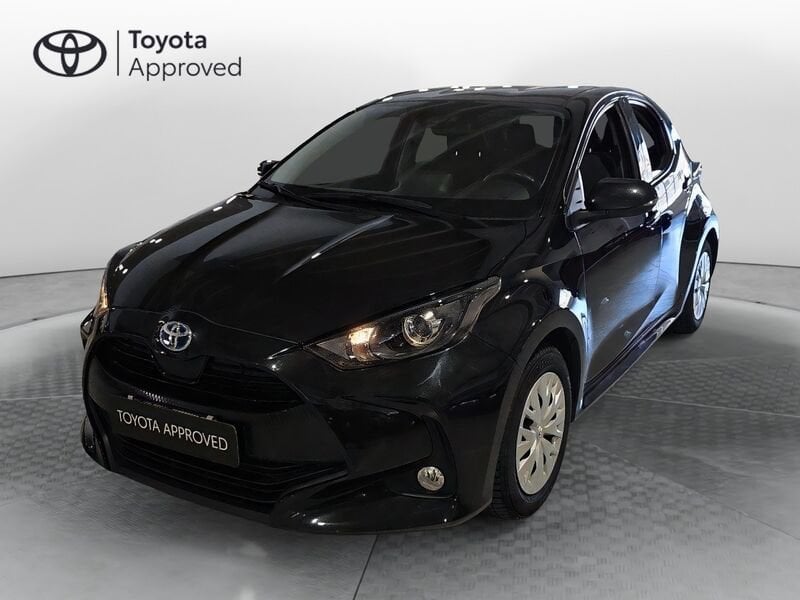 Toyota Yaris 1.5 Hybrid 5 porte Active  usato a Torino
