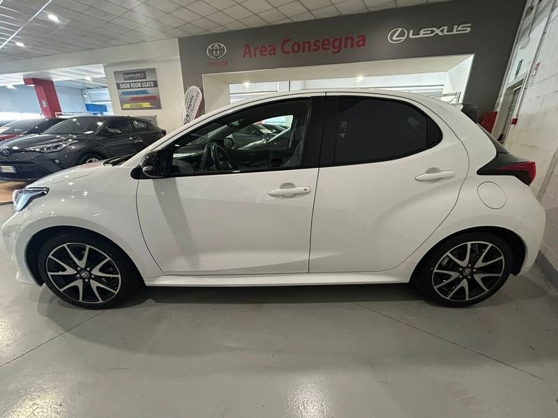 Toyota Yaris Hybrid Lounge MY21 usato a Torino