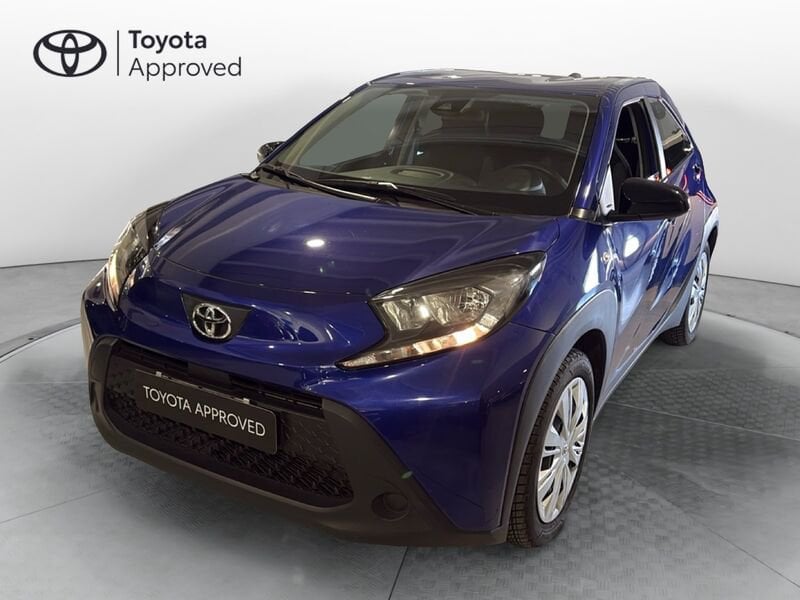Toyota Aygo X Aygo X 1.0 VVT-i 72 CV 5 porte Active  usato a Torino