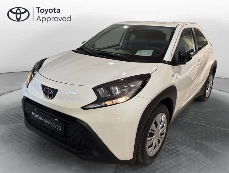 Toyota Aygo X 1.0 VVT-i 72 CV 5 porte Active  km0 a Torino
