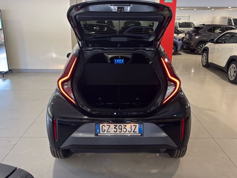 Toyota Aygo X 1.0B (72 CV) Trend benzina usato a Torino