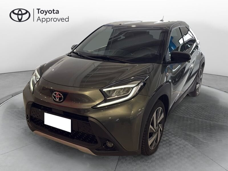 Toyota Aygo X 1.0B (72 CV) Lounge S-CVT benzina usato a Torino