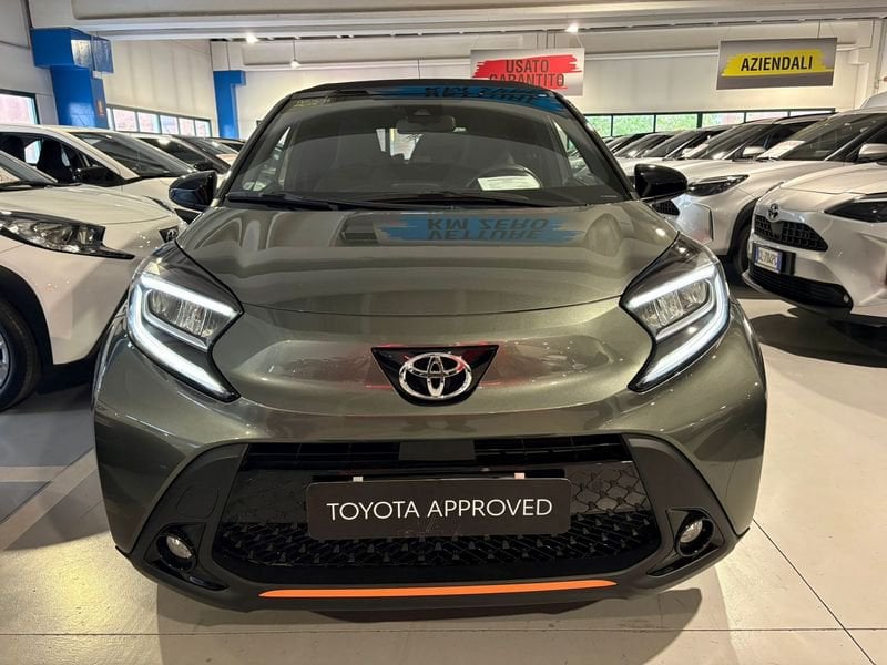 Toyota Aygo X 1.0B (72 CV) Limited Air S-CVT benzina usato a Torino