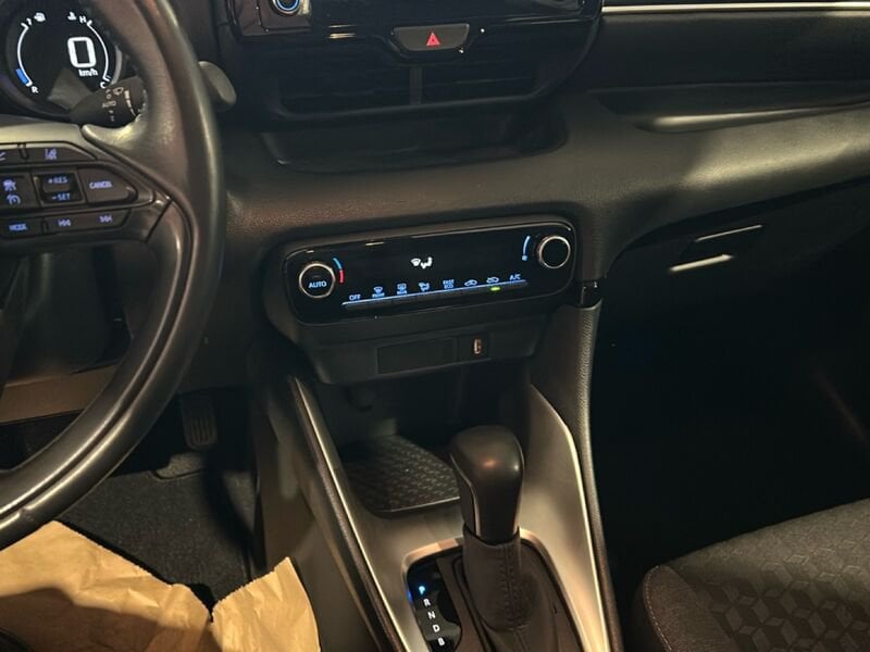 Toyota Yaris Hybrid Trend MY22 usato a Torino