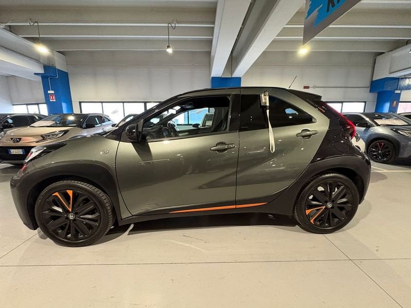 Toyota Aygo X 1.0B (72 CV) Limited Air S-CVT benzina usato a Torino