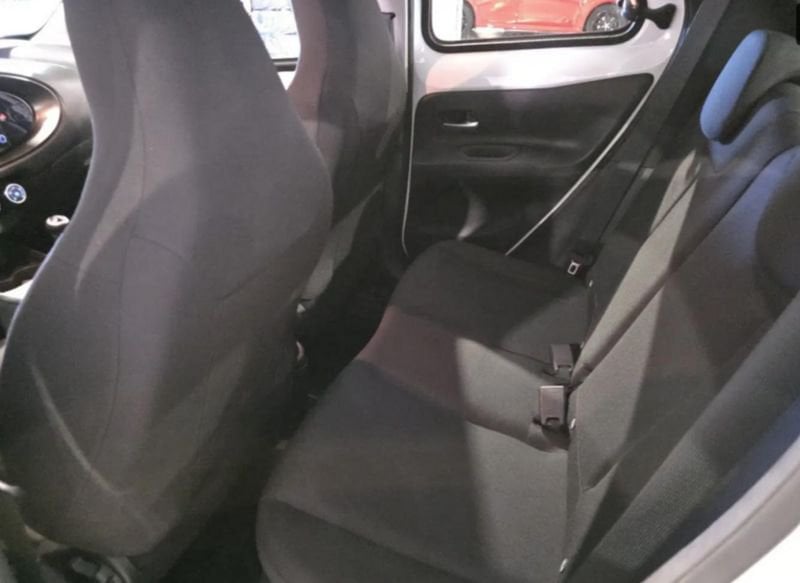 Toyota Aygo X 1.0B (72 CV) Active benzina km0 a Moncalieri