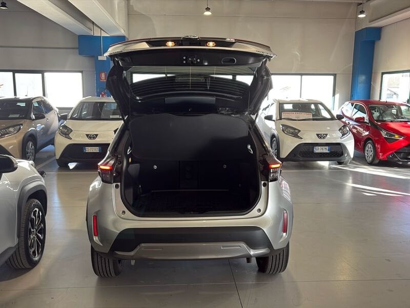 Toyota Yaris Cross 1.5H (116 CV) E-CVT Adventure usato a Torino