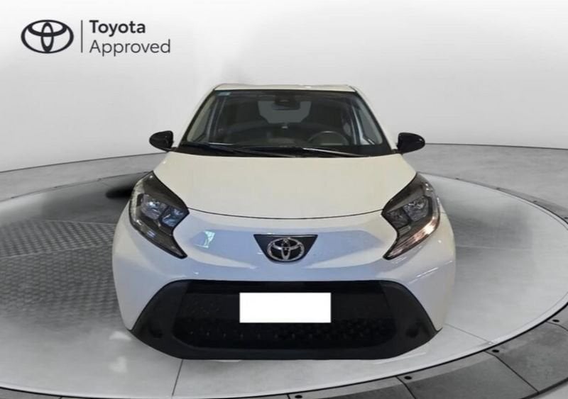 Toyota Aygo X 1.0B (72 CV) Active benzina usato a Torino