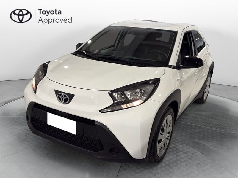 Toyota Aygo X  benzina usato a Torino