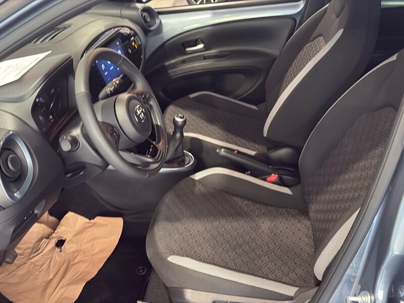 Toyota Aygo X 1.0B (72 CV) Trend benzina usato a Torino