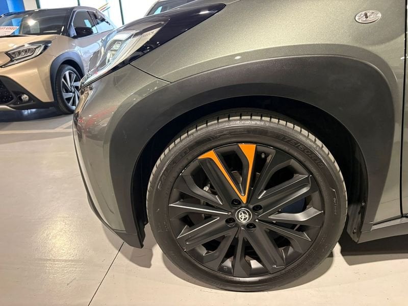 Toyota Aygo X 1.0B (72 CV) Limited Air S-CVT benzina usato a Torino