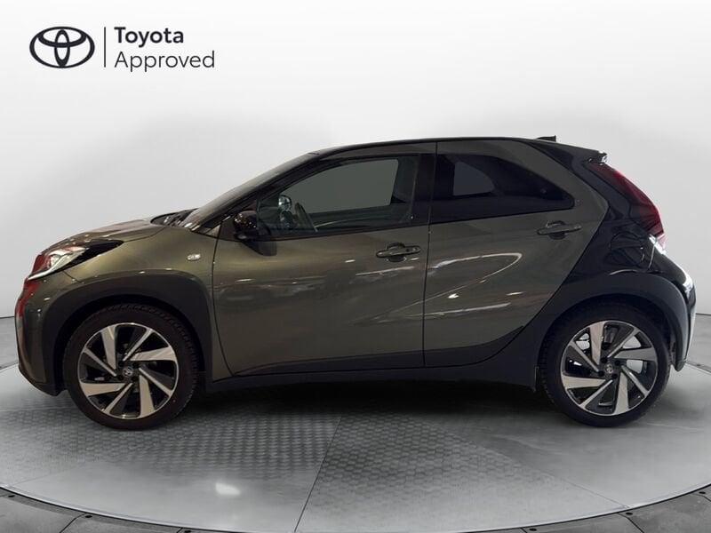 Toyota Aygo X 1.0B (72 CV) Lounge S-CVT benzina usato a Torino