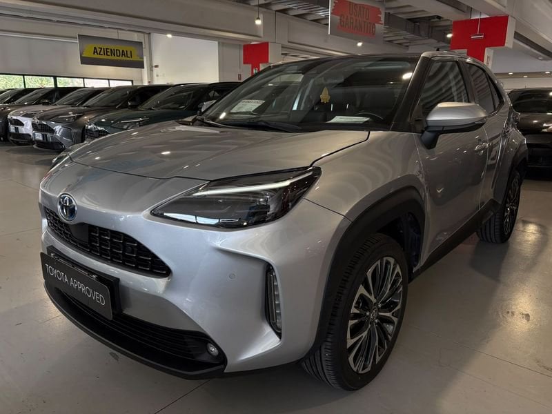 Toyota Yaris Cross 1.5H (116 CV) E-CVT Lounge  usato a Torino