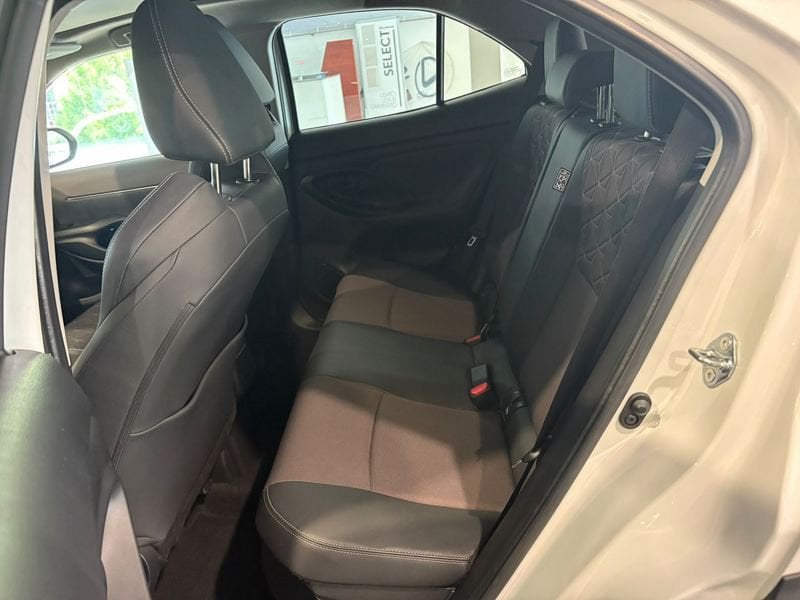 Toyota Yaris Cross 1.5H (116 CV) E-CVT Lounge usato a Torino