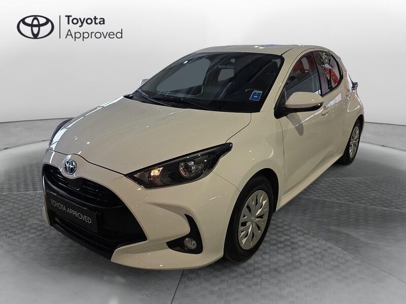 Toyota Yaris 1.5 Hybrid 5 porte Active  usato a Torino