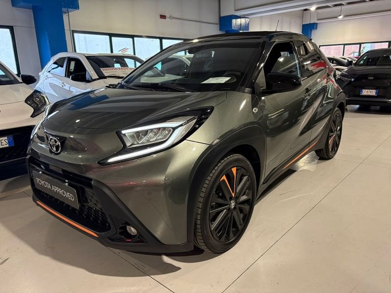 Toyota Aygo X 1.0B (72 CV) Limited Air S-CVT benzina usato a Torino