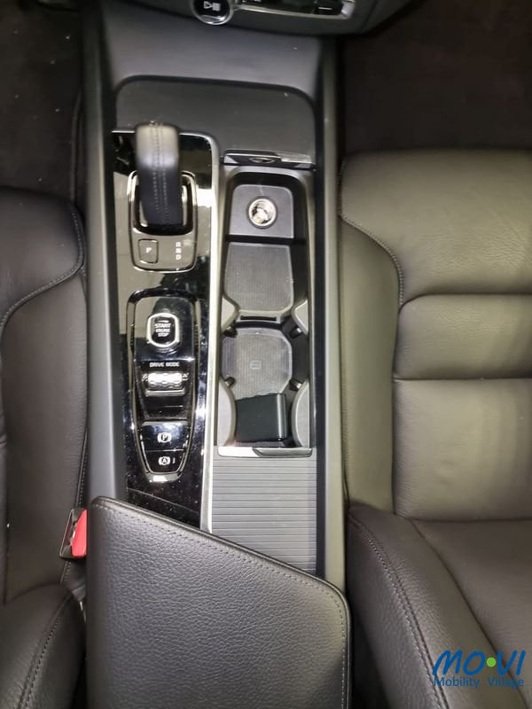 Volvo XC60 B4 AWD Geartronic Business Plus Ibrida usata - 8