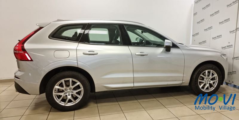 Volvo XC60 B4 AWD Geartronic Business Plus Ibrida usata - 3