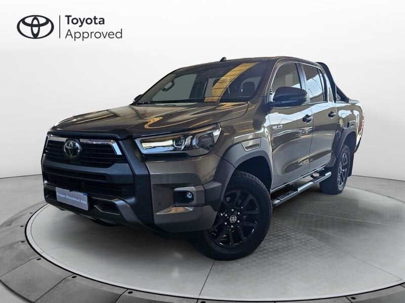 Toyota Hilux Hilux 2.8 D A/T 4WD 4 porte Double Cab Invincible