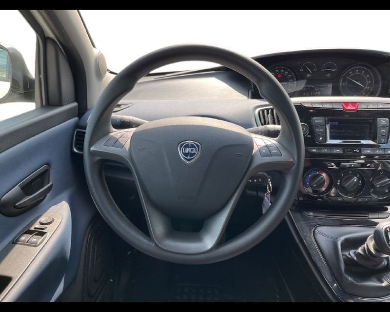 Lancia Ypsilon NUOVA My24 402 Oro 1.0 usato a Torino