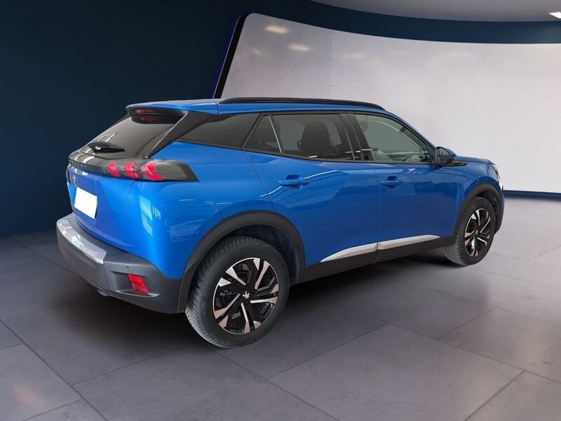 Peugeot 2008 II 2020 1.2 puretech Allure s&s 100cv benzina usato a Torino