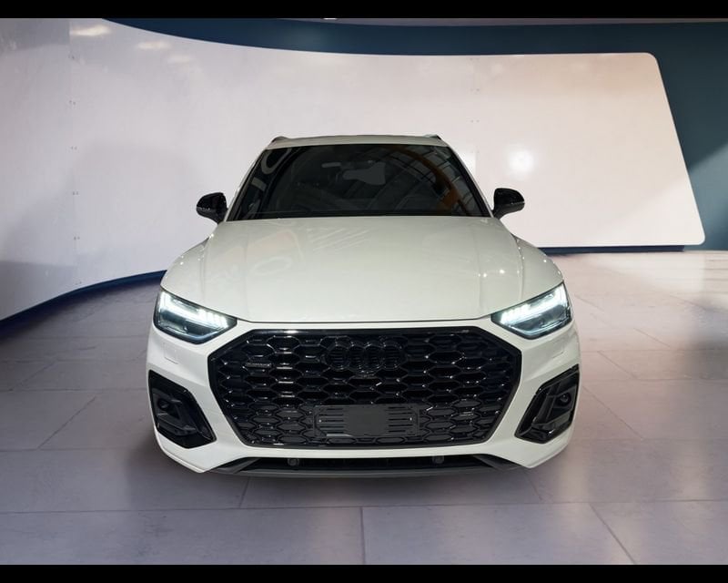 Audi Q5 I Sportback 2021 Sportback 40 2.0 tdi mhev 12V quattro s-tronic  usato a Torino