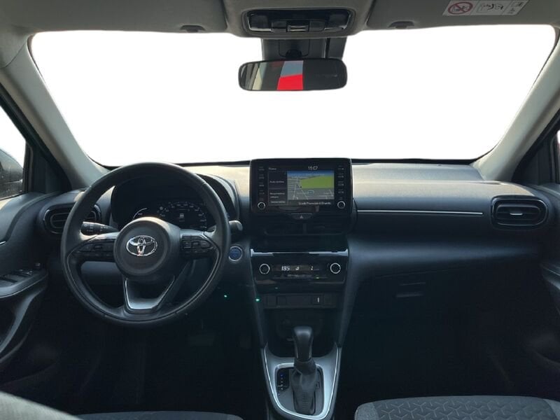 Toyota Yaris Cross 1.5h Business fwd 116cv e-cvt  usato a Torino
