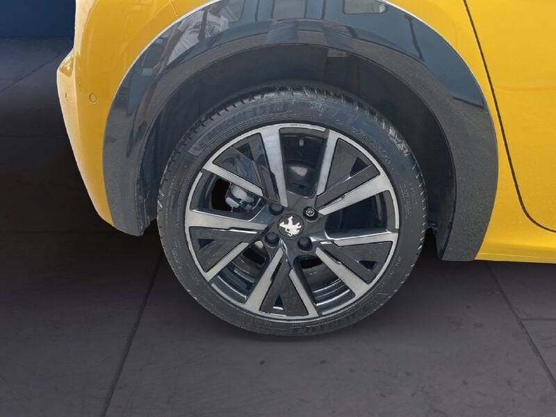 Peugeot 208 II 2019 1.2 puretech GT Pack s&s 100cv benzina usato a Torino